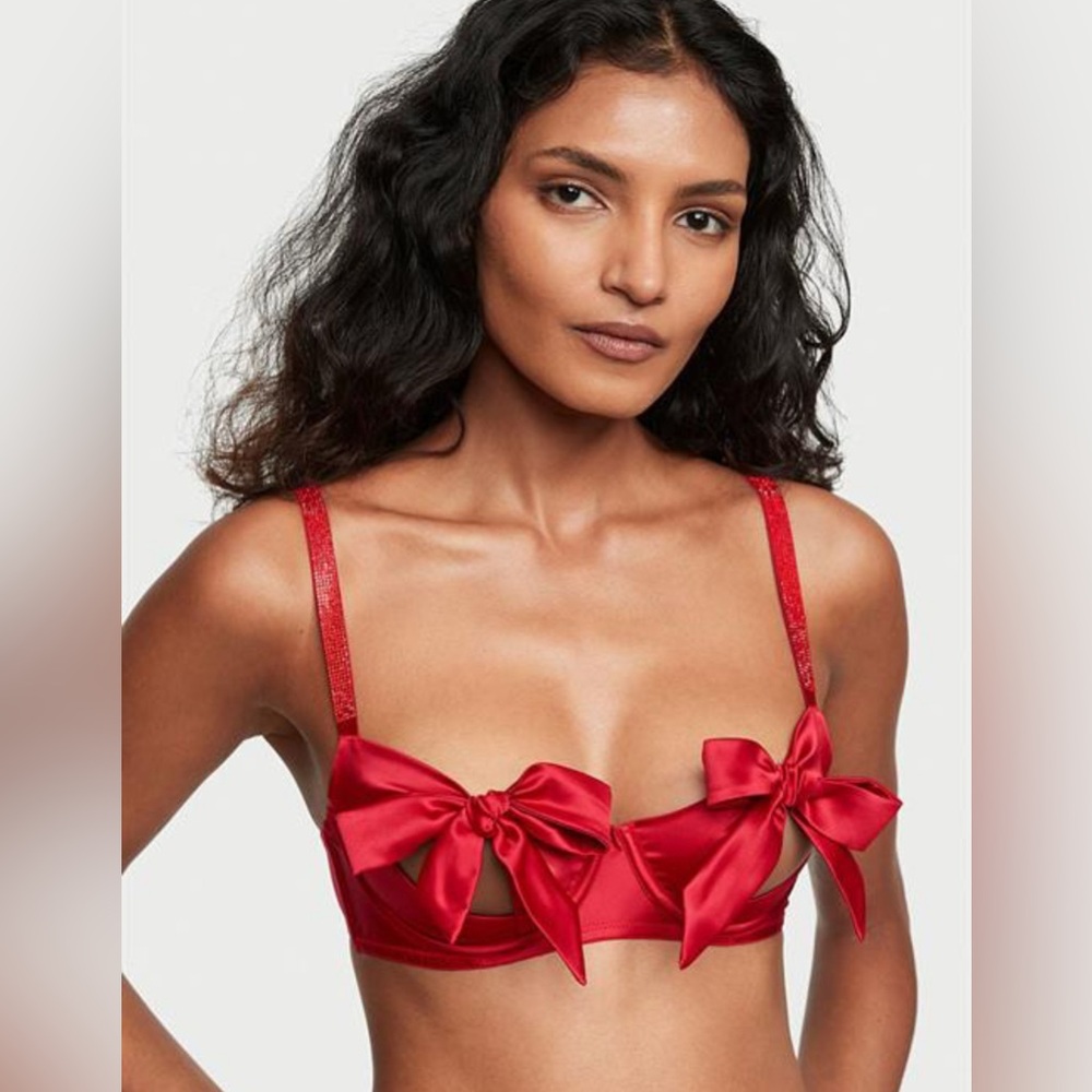 Victoria's Secret Red Satin Bow Bra